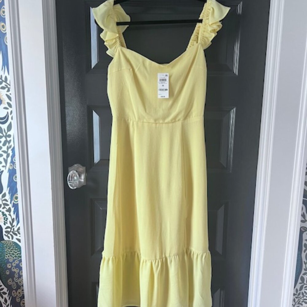 BEAUTIFUL BUTTER YELLOW SUNDRESS